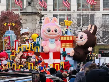 泡泡玛特花车驶入海外百年庆典,中国潮玩何以赢得世界舞台?
