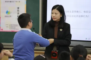 “新雨计划”：千名志愿者传承十年，织就法治教育网