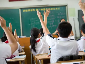 读特快评｜安排学生给自己孩子投票，顺手的特权必须扼杀