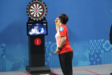 飞镖划出圆梦弧光!福田运动员严芳携搭档荣获残特奥会飞镖站姿女双银牌