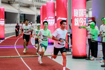 硬核装备+暖心服务！深马博览会藏着跑者专属惊喜