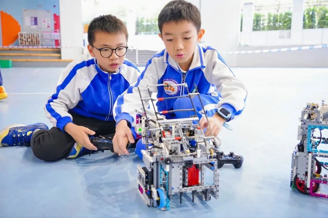 逐梦未来！龙岗万名AI少年开启巅峰对决