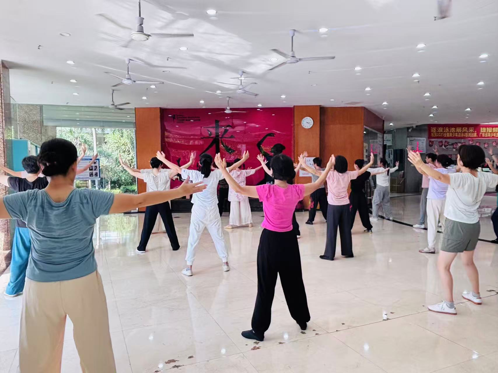 银龄逐梦 艺彩长青,招商街道海月社区“银龄焕彩”长青老龄大学系列课程落下帷幕