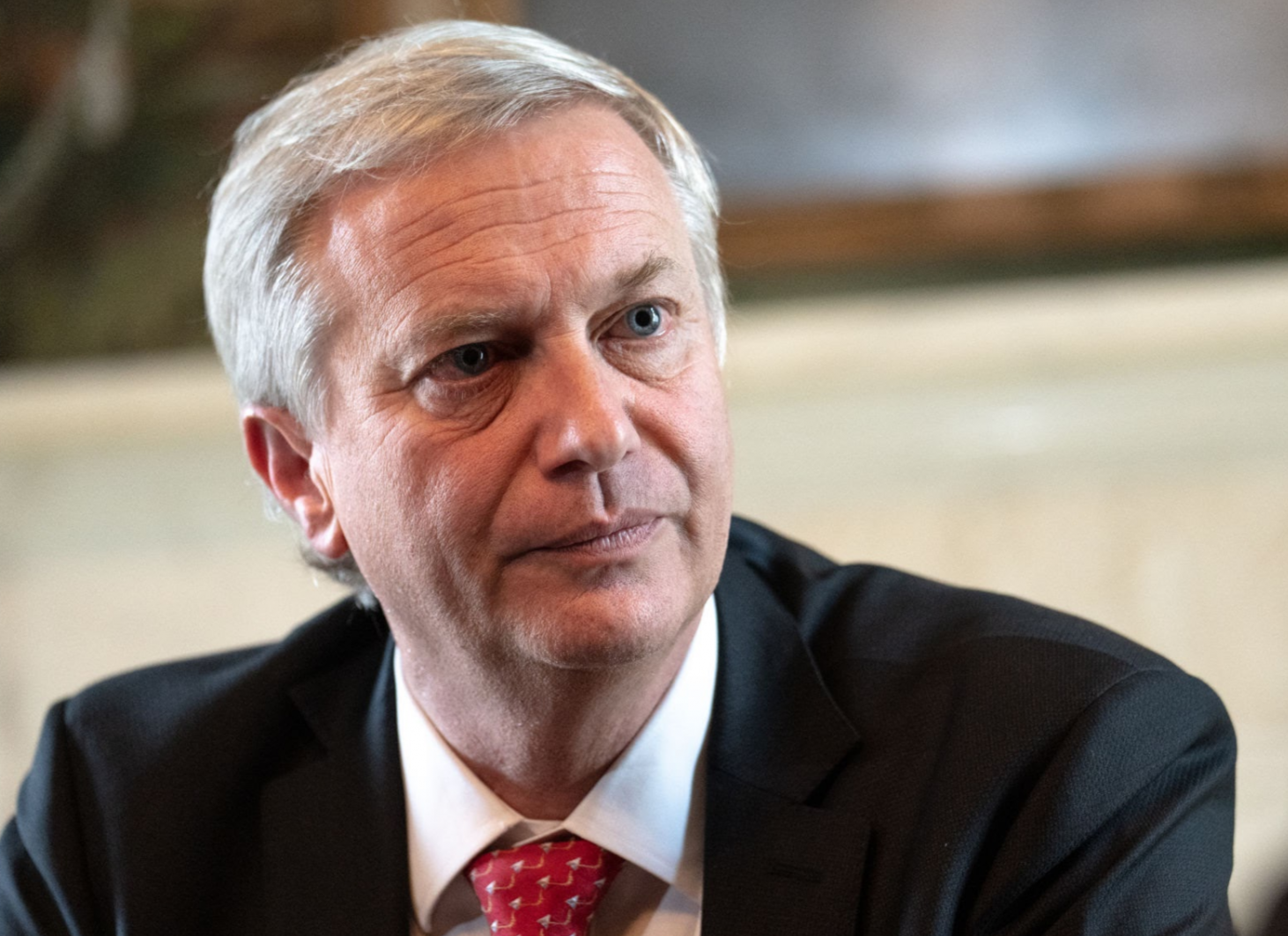 卡斯特赢得智利总统选举 