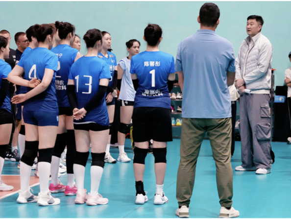 新赛季整装待发!广东深圳澳洲虎中塞女排24人名单公布