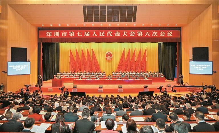 市七届人大六次会议开幕 孟凡利等在主席台就座 覃伟中作政府工作报告 戴运龙主持大会