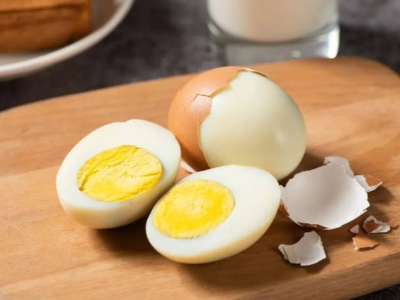 “鸡蛋仙人”火了！一天到底吃几个鸡蛋最健康？