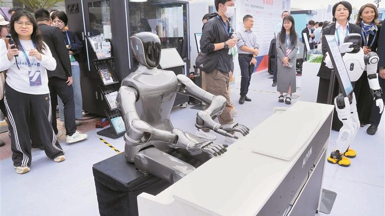 企业现场“秀实力” 宝安应用场景 “多面开花”