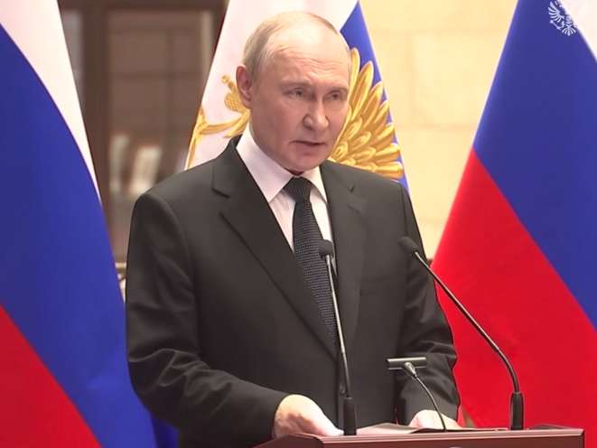 普京：准备和平解决“近年来出现的所有问题” 