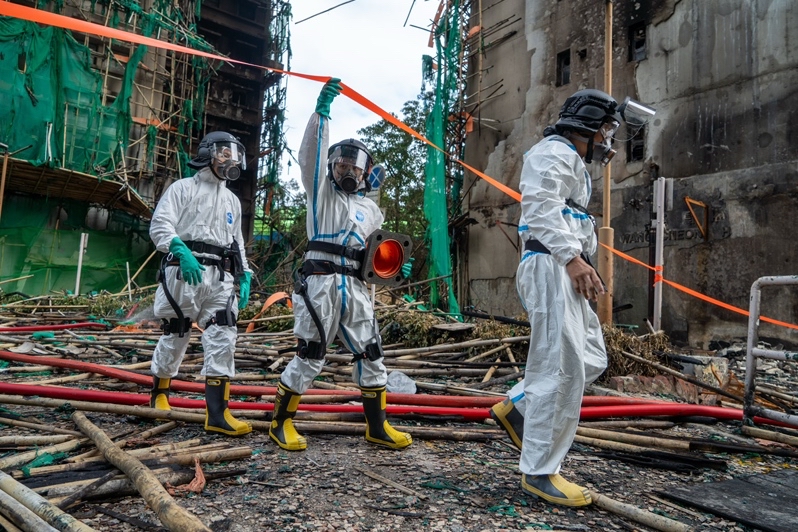 深圳200套“外骨骼”助力香港火灾救援 破解负重难题