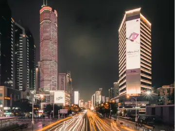 快评｜闯深圳的人，都有自己的“深夜排档”记忆