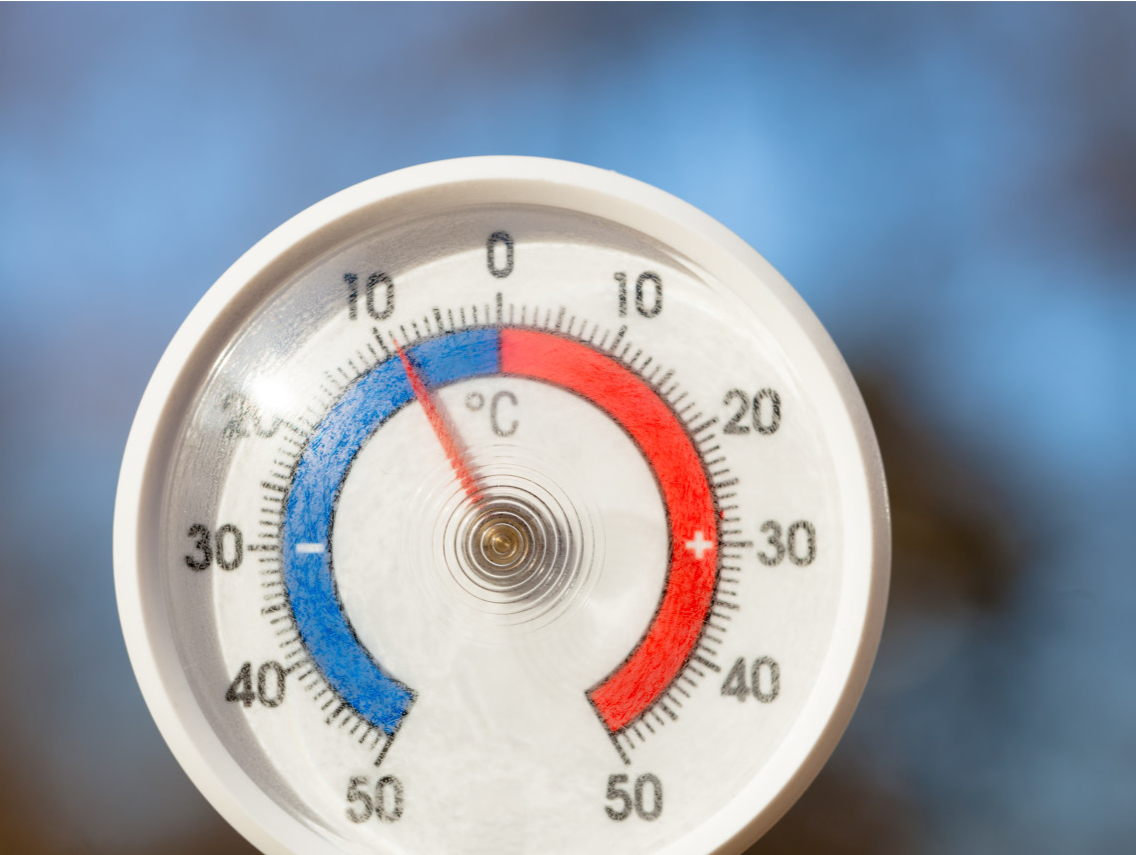 温度记 | 寒潮预警！冷空气“赶路”中，深圳周末将开启“速冻”模式