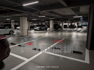 龙华一小区部分住户反映办不了月卡停车费用高,民治街道最新回应