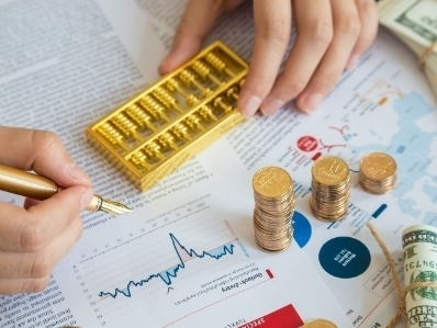 暴跌1000点，日本突发黑天鹅！