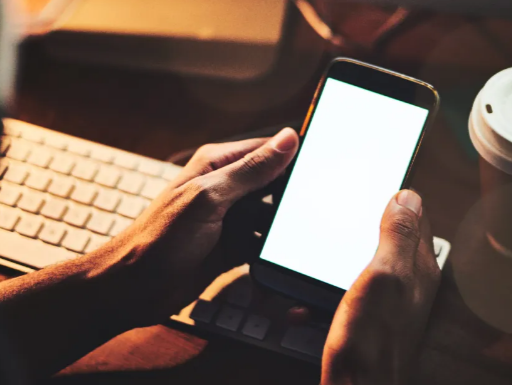 豆包手机助手触发微信账号强制下线？豆包、微信双方回应