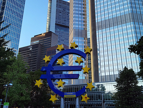 欧元区11月通胀率升至2.2%