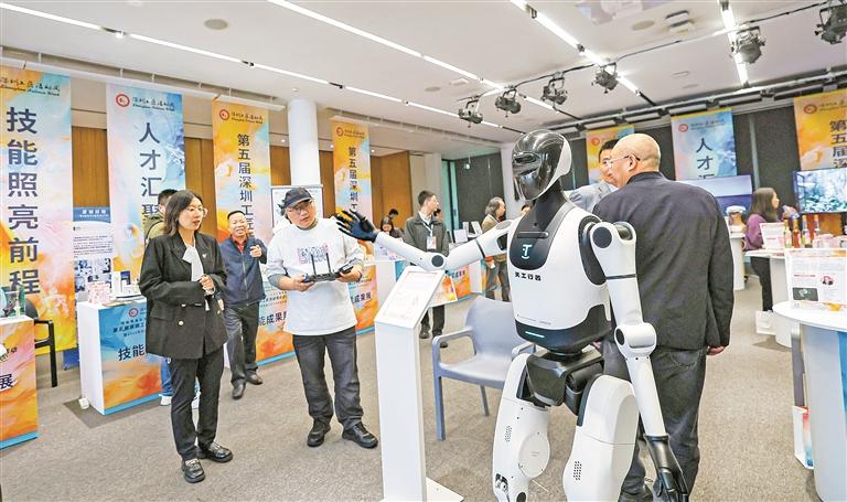 把“课堂”搬进龙头企业和科研基地 20条技能研学路线揭秘“深圳制造”背后的智慧密码