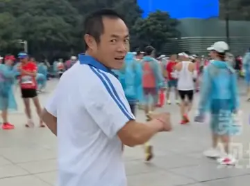 乡音加油团、校服“显眼包”……这届选手也太会整活了!