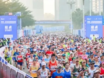 起拍、开桨、上分:以赛营城,深圳让体育场变成发展“得分场”