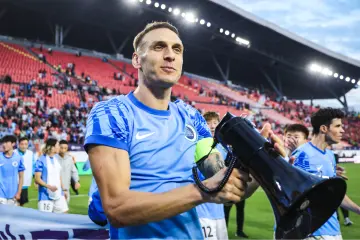 更新换代开始，深圳新鹏城官宣3名外援离队