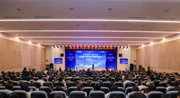 AI智能体“贝家族”亮相！第五届中国（深圳）智慧医院论坛在深举行