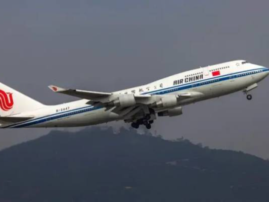 多家航空公司：中日航线免费退改签延长至明年3月28日