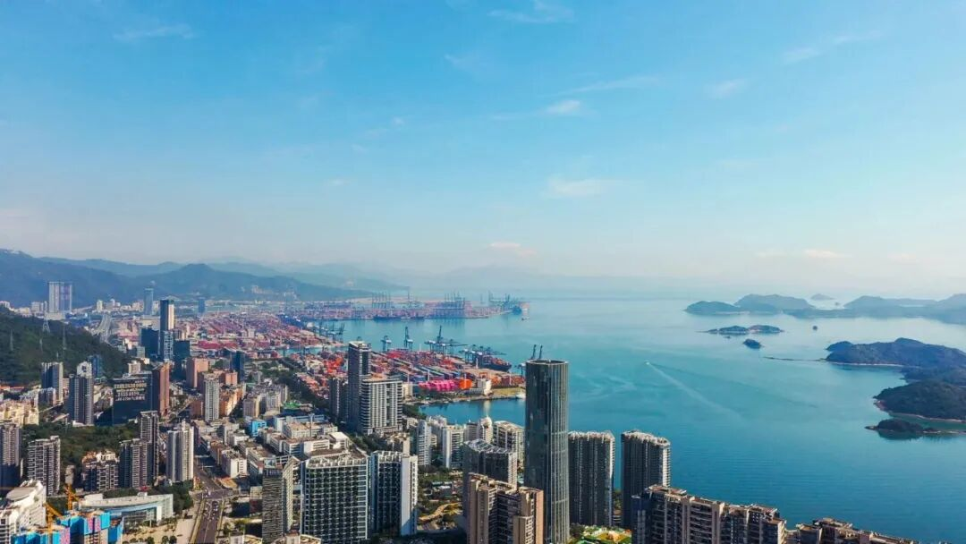 2025深圳全球招商大会“招商优胜区”花落盐田 全球资源汇聚山海港城