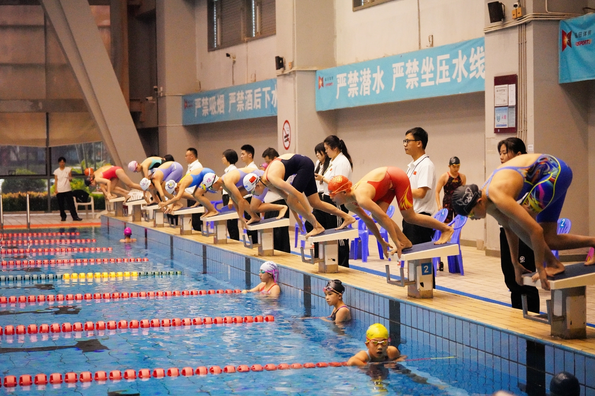 2025福田区少年儿童秋季游泳比赛落幕