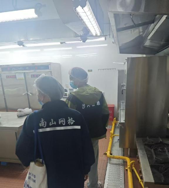 沙河街道白石洲西社区全面开展安全隐患排查专项行动