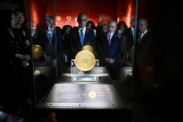 穿越时空的奢华盛宴！16—19世纪莫卧儿宫廷珍宝展惊艳深圳