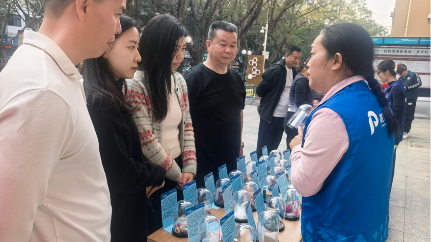 讲解+互动！新安上合社区这场禁毒宣传“走新”更“入心”