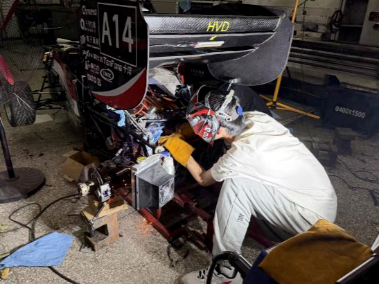 万物皆可“手搓”！电动车、火箭、无人机......深圳学生的“满级操作”藏不住了