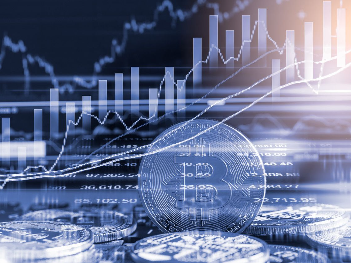 加密货币近10万人爆仓，成交额腰斩，发生了什么？