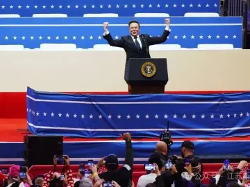 马斯克:欧盟应该被废除,波兰外长怒怼:飞火星去吧