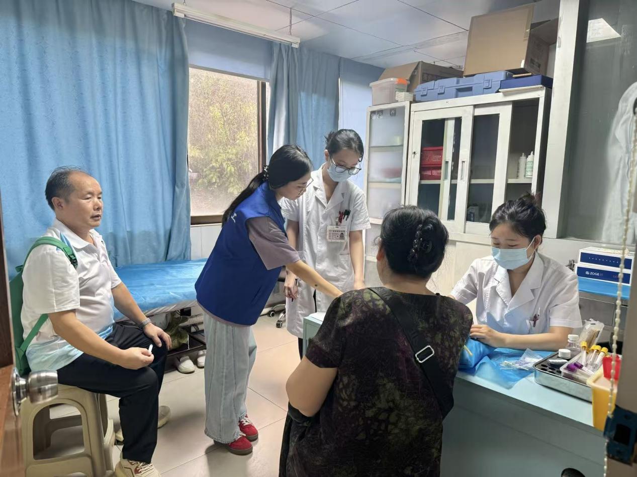 莲花街道紫荆社区联合景田社康开展糖尿病自我管理小组活动