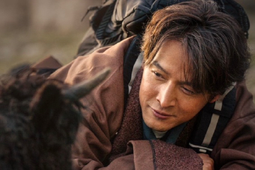 胡歌和牦牛上演感人对手戏！《奇迹》第二单元《牛牛》播出收视率继续走高