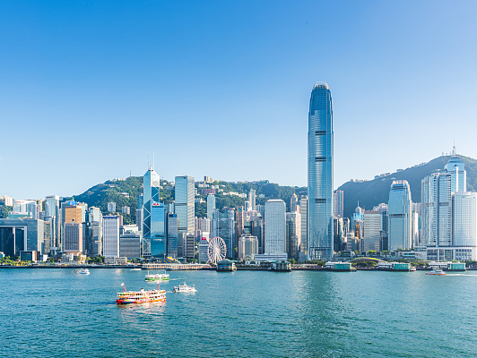 香港特区第八届立法会选举正式开始投票 