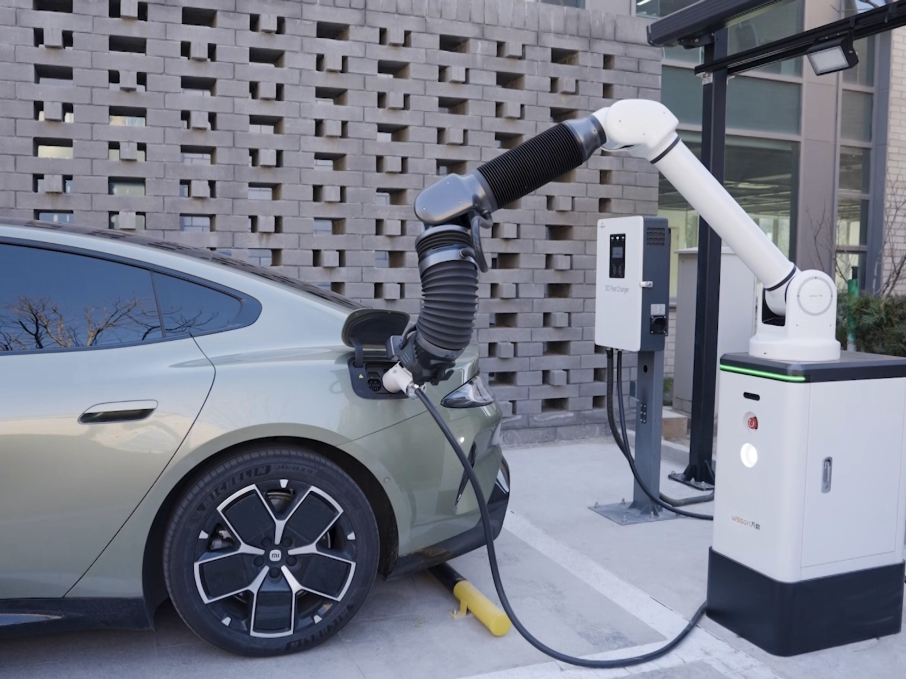 从高空作业到自动充电，深企解锁“柔韧机器人”的无限可能 | 福田独角兽突围⑤