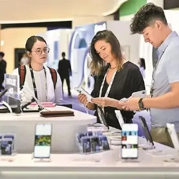 全球每卖出三部手机就有一部“广东造”