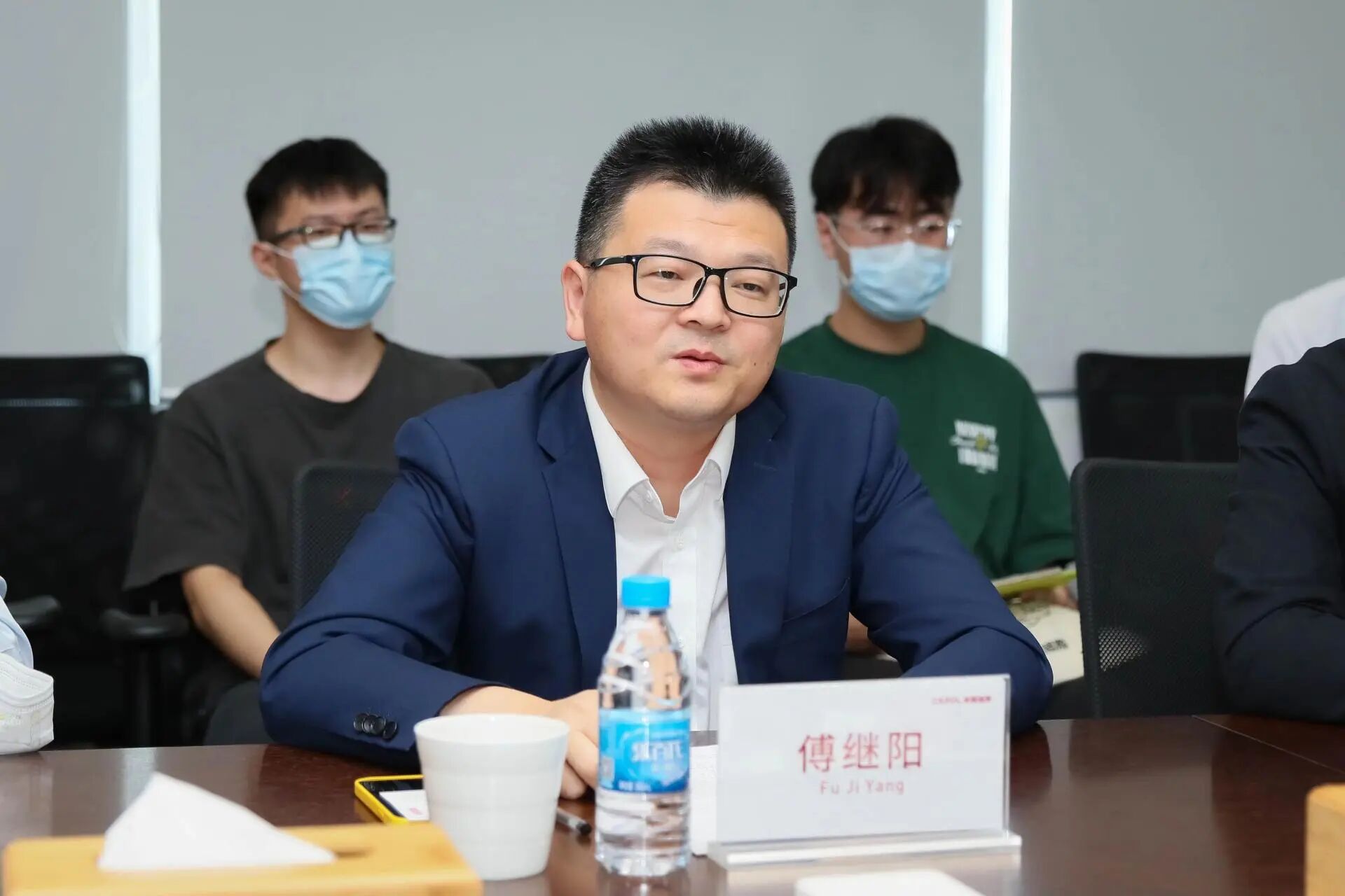 深圳技术大学迎来新校长