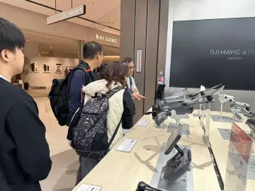 广货行天下 | 试飞，下单！深圳无人机门店体验升温