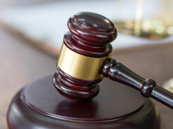 同一款手机反复买了退，退了买，“七天无理由退货”这么用合法吗？法院：消费者行使“七天无理由退货权”应遵守诚信原则