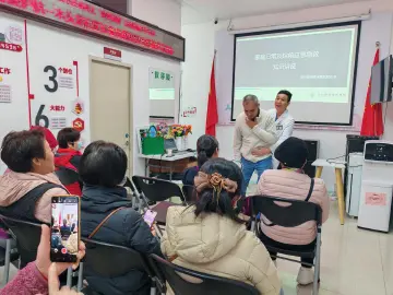 罗湖木头龙社区举办长者急救培训