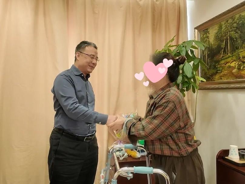 从意大利到深圳，跨越26年的脊柱重建！信任成就医生与患者的双向奔赴