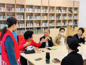罗湖桂木园社区开展“养身养心乐夕阳”健康支持小组活动