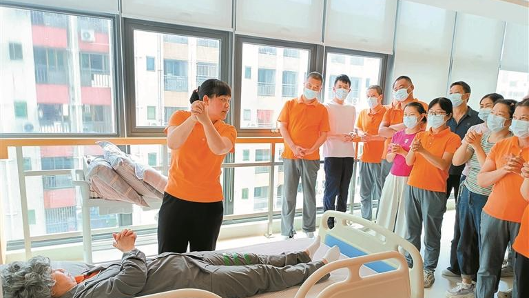 钟永萍劳模工匠创新工作室入选市级重点建设名单