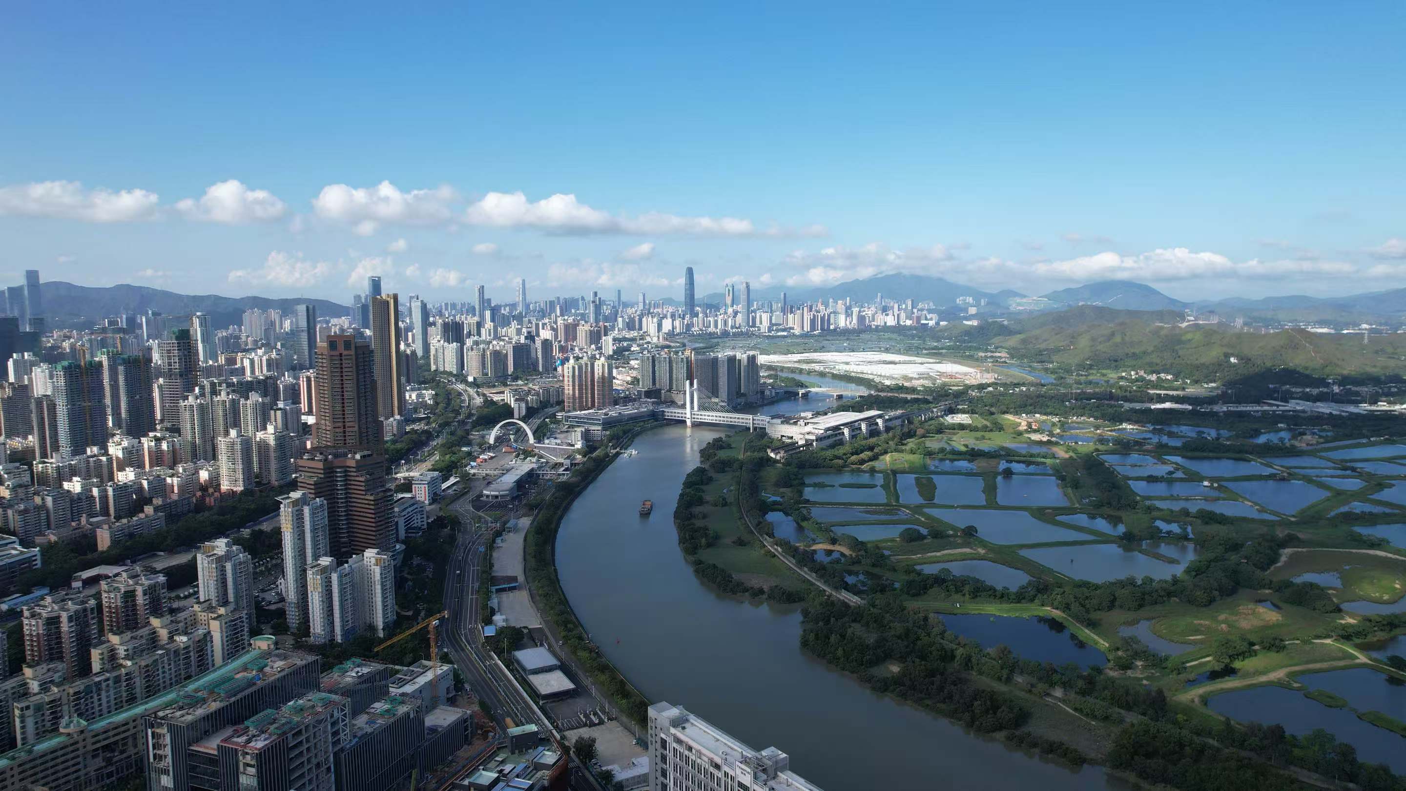 以实干实绩书写精彩履职答卷 深圳市人大常委会2025年度十件大事
