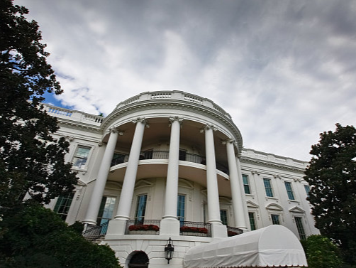 白宫称特朗普对伊朗问题的首选方案永远是外交