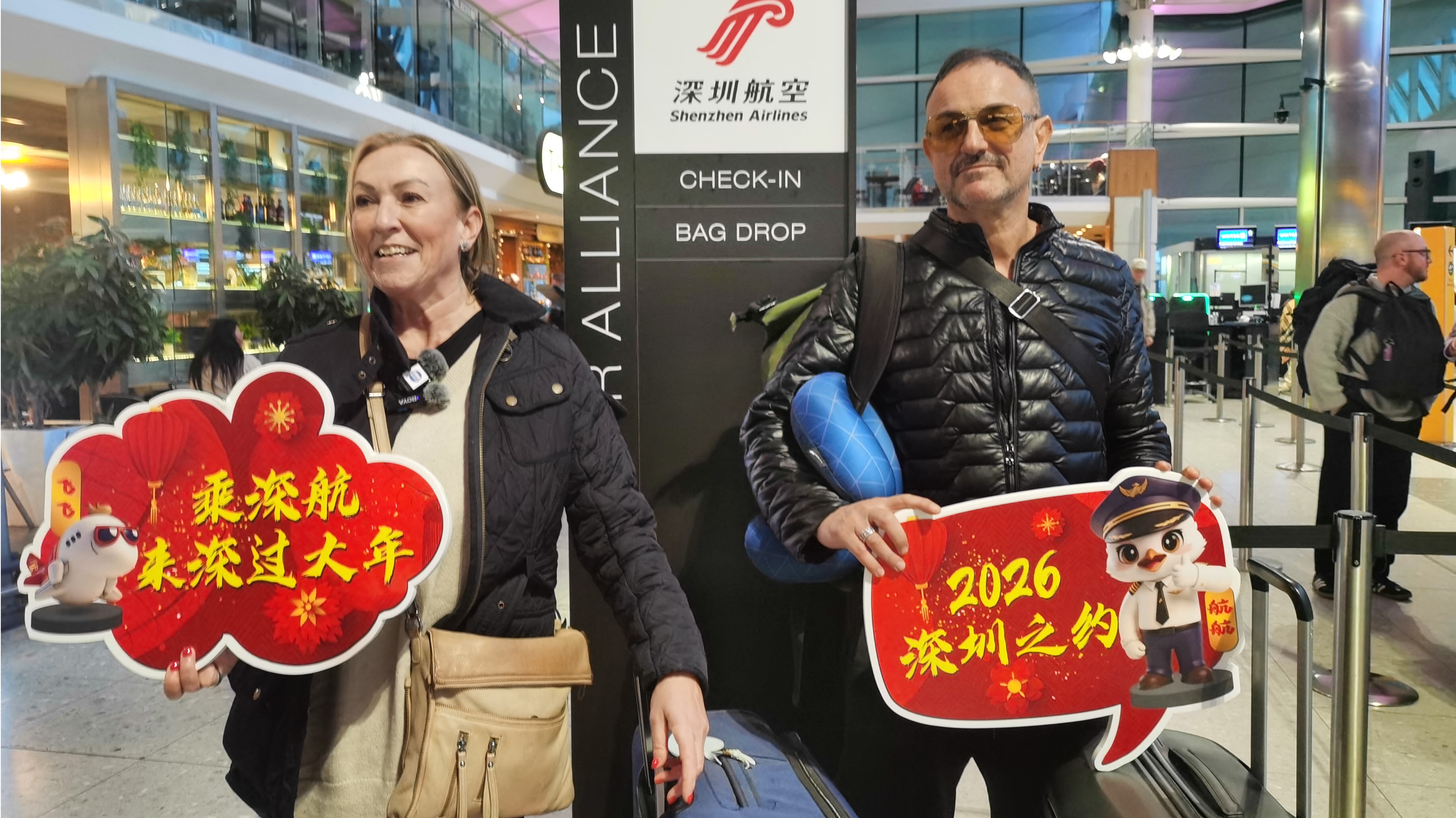 新春走基层 | 中国对英30天免签落地！英国老铁除夕抵深