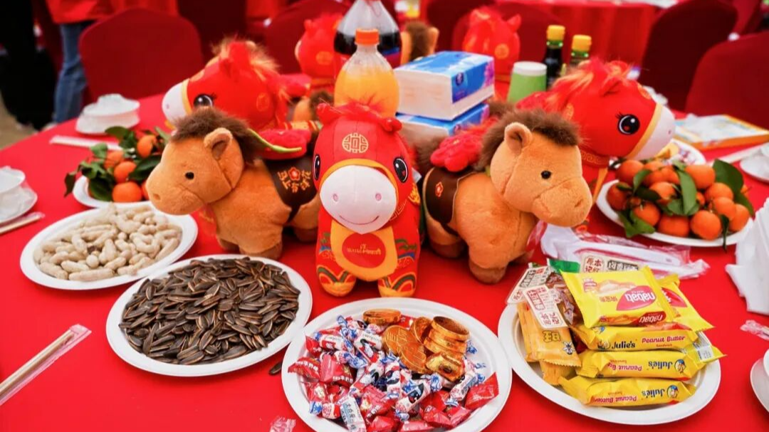 科技感拉满、青春范十足！这场硬核“年会”刷屏了！